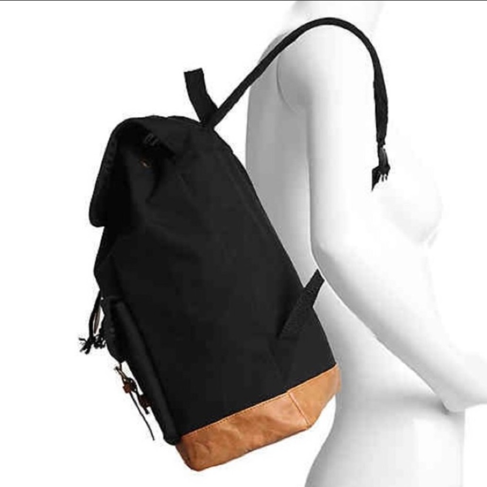 Dsw Drawstring Backpack - image 3